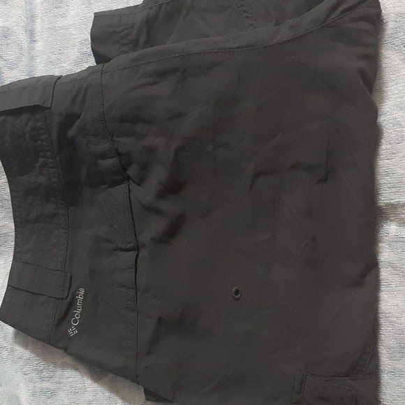 Columbia gray shorts 8/10 - Picture 2 of 3